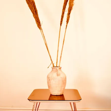 Caesar's Nest Apartman