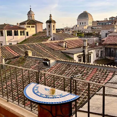 Caesar's Nest * Рим