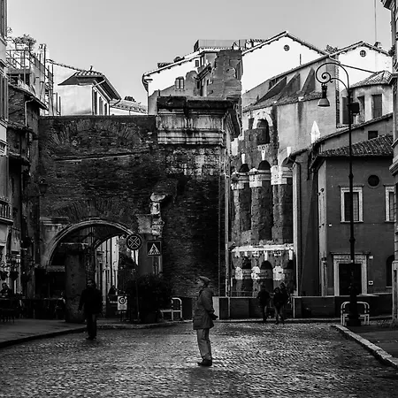 Caesar's Nest * Roma